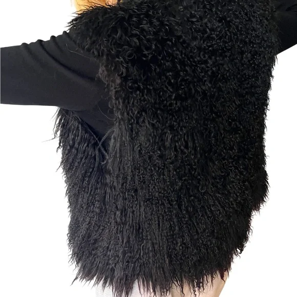 Vintage Mongolian Lamb Fur Vest - Picture 3 of 4